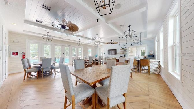 Chandelier, Dining room, Interior, Kitchen, Pendant Lights, Recessed Lighting, Wood Texture Flooring