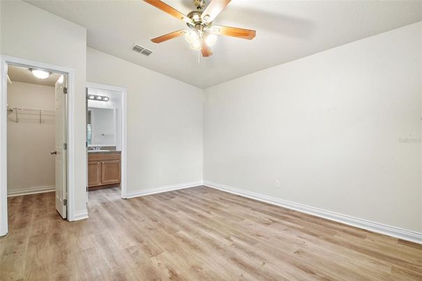 Empty room, Interior, Walk-in Closets, Wood Texture Flooring