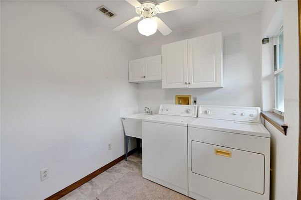 Interior, Washer