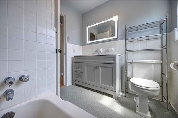 Bathroom, Interior