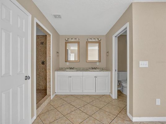 Bathroom, Dual Sink Vanities, Interior