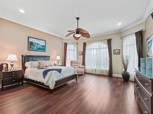 Bedroom, Interior, Recessed Lighting, Wood Texture Flooring