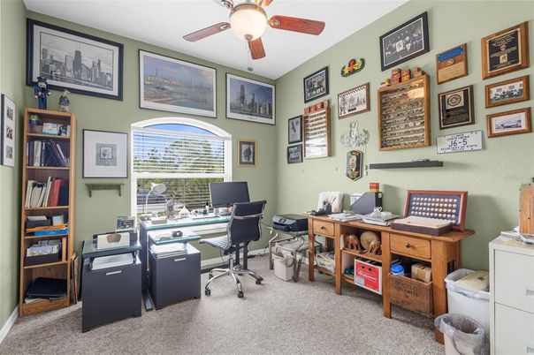Home Office, Interior
