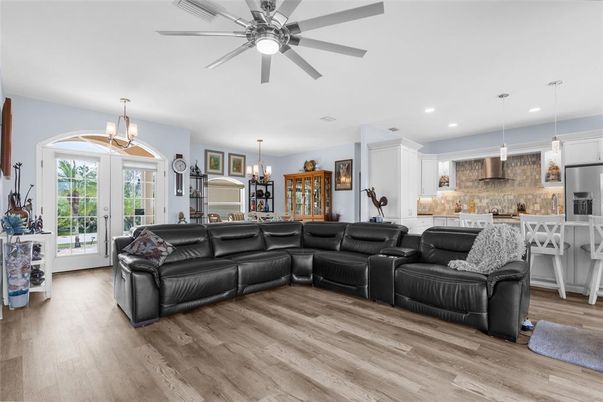 Interior, Kitchen, Living room, Pendant Lights, Recessed Lighting, Wood Texture Flooring