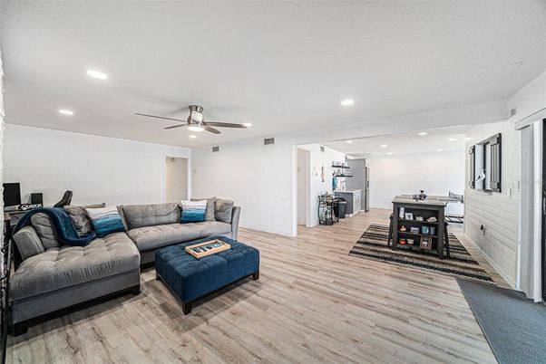 Interior, Living room, Recessed Lighting, Wood Texture Flooring