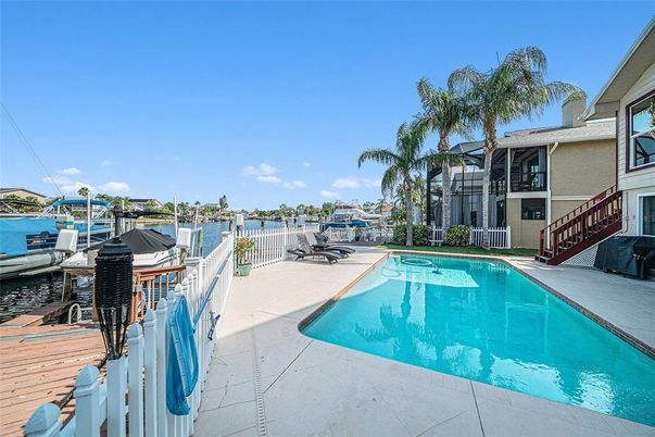 Exterior, Pool, Water