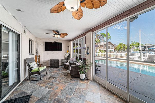 Interior, Pool, Sun Room