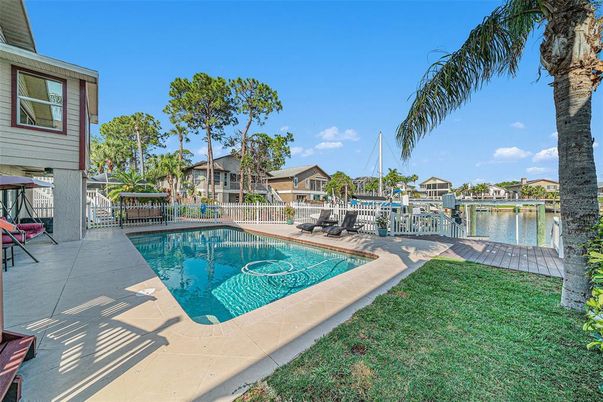 Exterior, Pool, Water