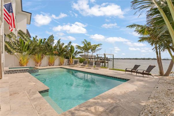 Exterior, Pool, Water