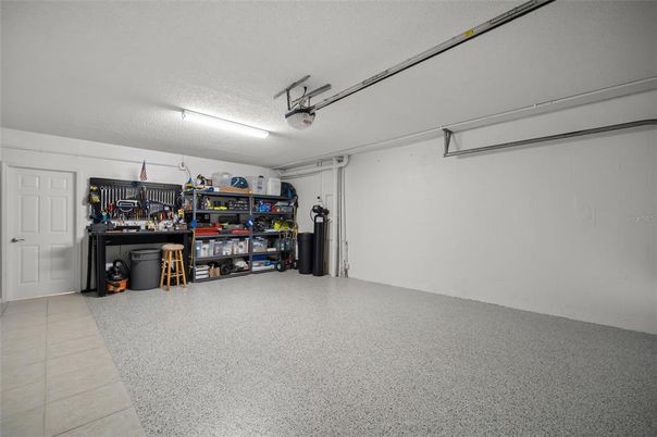 Garage, Interior