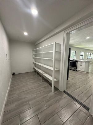Empty room, Interior, Recessed Lighting, Wood Texture Flooring