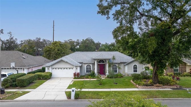Attached, Exterior, Facade, Ranch