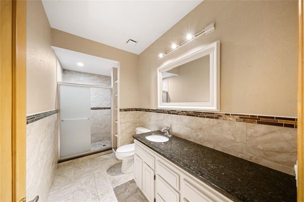 Bathroom, Interior, Recessed Lighting