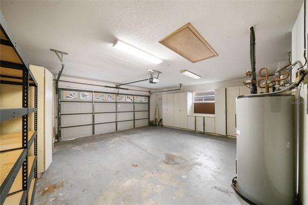 Garage, Interior