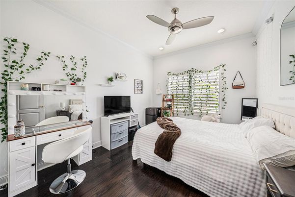 Bedroom, Interior, Recessed Lighting, Wood Texture Flooring