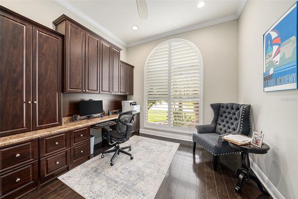 Home Office, Interior, Recessed Lighting, Wood Texture Flooring