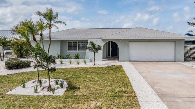 Attached, Backyard, Exterior, Facade, Ranch