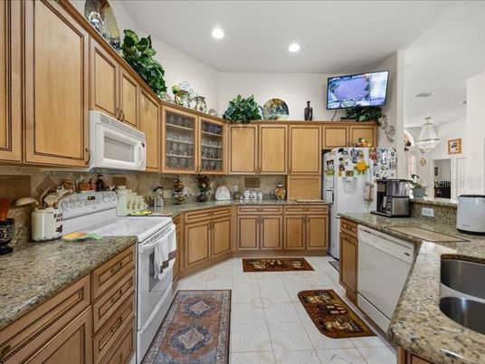 Interior, Kitchen, Pendant Lights, Recessed Lighting