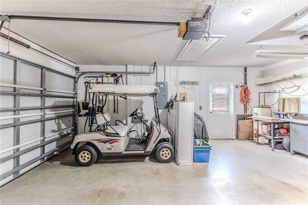 Garage, Interior