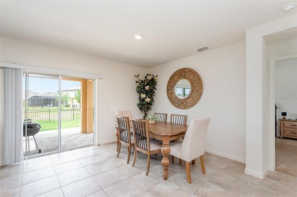 Dining room, Interior, Recessed Lighting