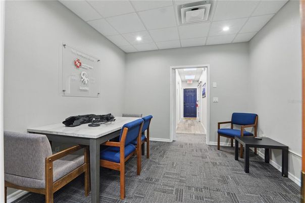 Dining room, Interior, Recessed Lighting