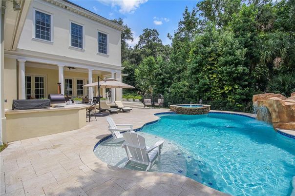 Exterior, Pool