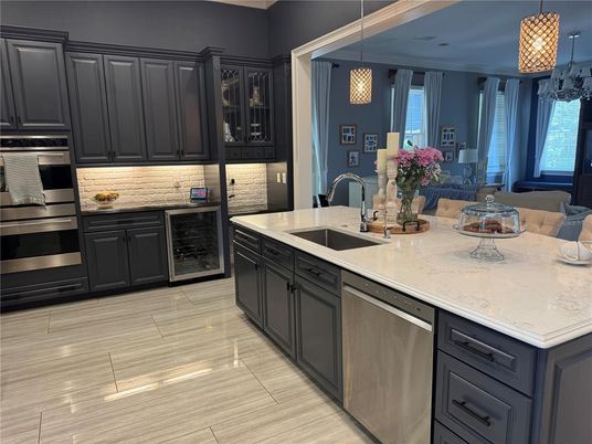 Interior, Kitchen, Pendant Lights, Stainless Steel Appliances