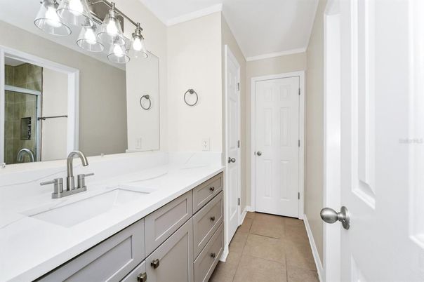Bathroom, Dual Sink Vanities, Interior