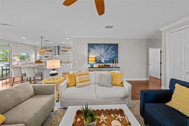 Dining room, Interior, Kitchen, Living room, Pendant Lights, Recessed Lighting, Wood Texture Flooring