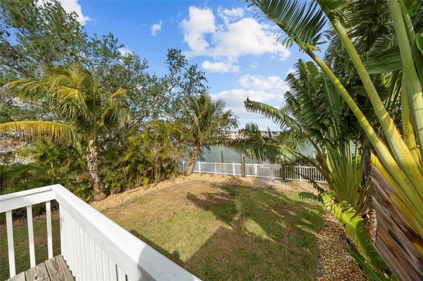 Backyard, Exterior, Water