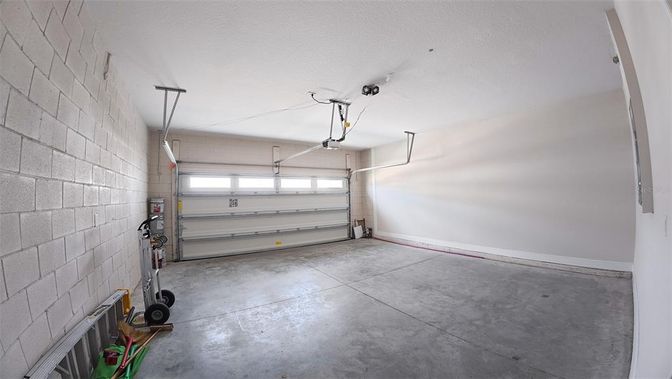 Garage, Interior, Stone Walls