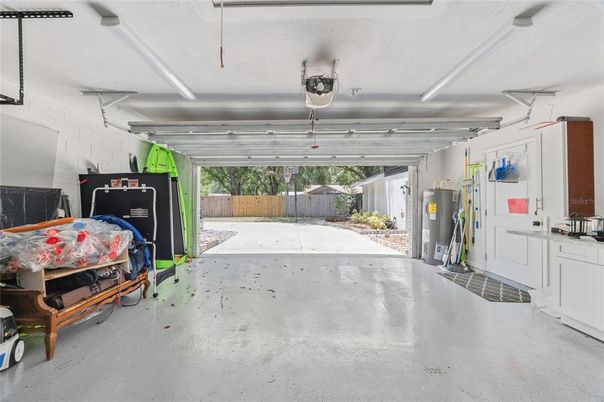 Garage, Interior