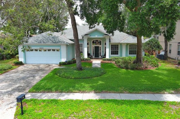 Attached, Exterior, Facade, Ranch