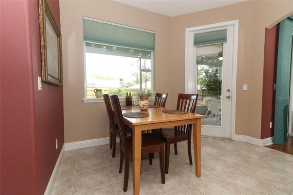 Dining room, Interior