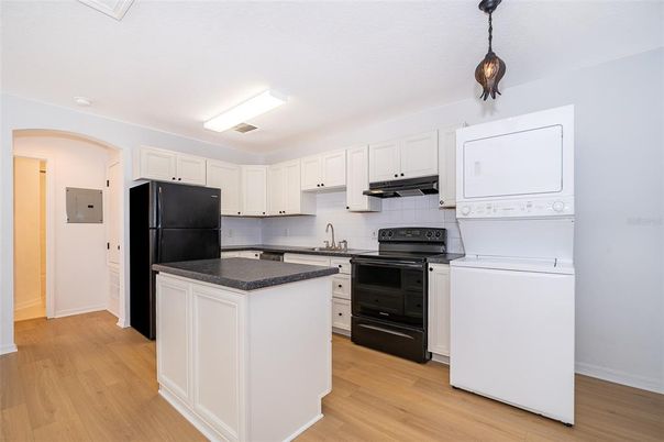 Interior, Kitchen, Pendant Lights, Wood Texture Flooring