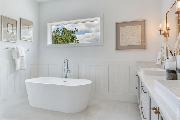 Bathroom, Dual Sink Vanities, Free Standing Baths, Interior