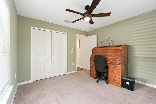Home Office, Interior