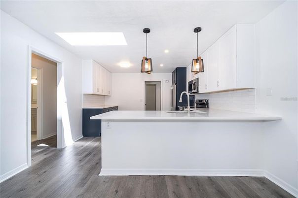 Interior, Kitchen, Pendant Lights, Recessed Lighting, Wood Texture Flooring