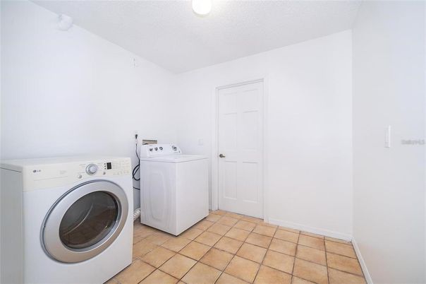 Interior, Recessed Lighting, Washer