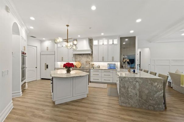 Interior, Kitchen, Pendant Lights, Recessed Lighting, Wood Texture Flooring