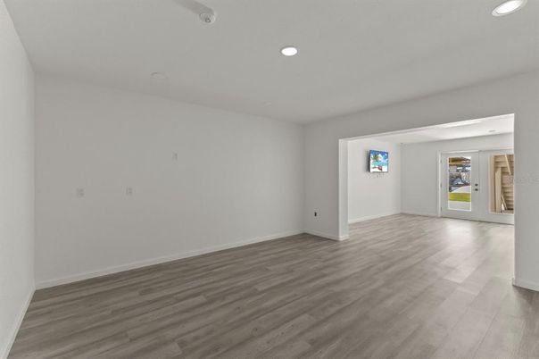 Empty room, Interior, Recessed Lighting, Wood Texture Flooring