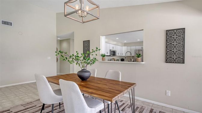 Dining room, Interior, Kitchen, Pendant Lights, Recessed Lighting, Stainless Steel Appliances