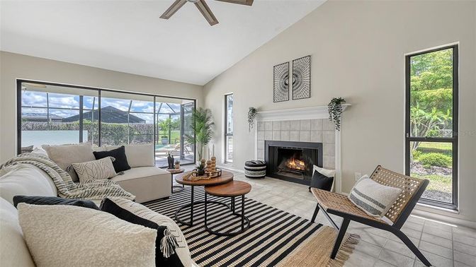 Fireplace, Interior, Living room