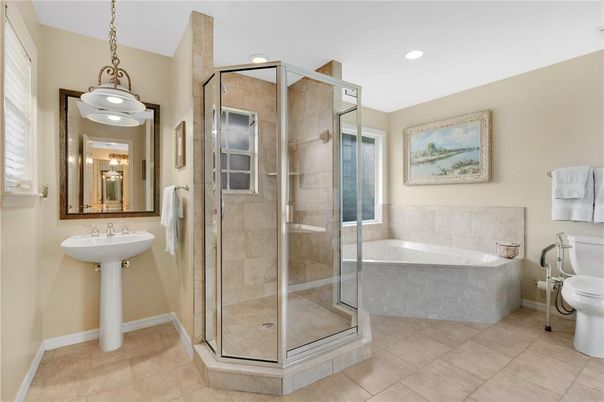 Bathroom, Glass Shower, Interior, Pendant Lights, Recessed Lighting