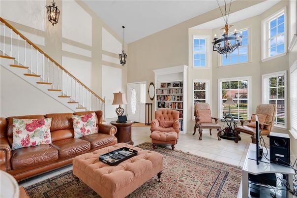 Chandelier, Interior, Living room