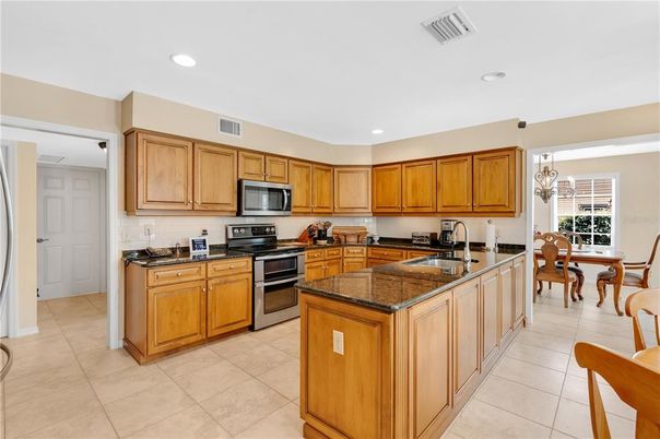 Dining room, Interior, Kitchen, Recessed Lighting, Stainless Steel Appliances