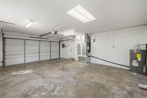Garage, Interior