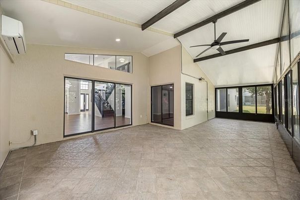 Empty room, Interior, Recessed Lighting, Wooden Beams
