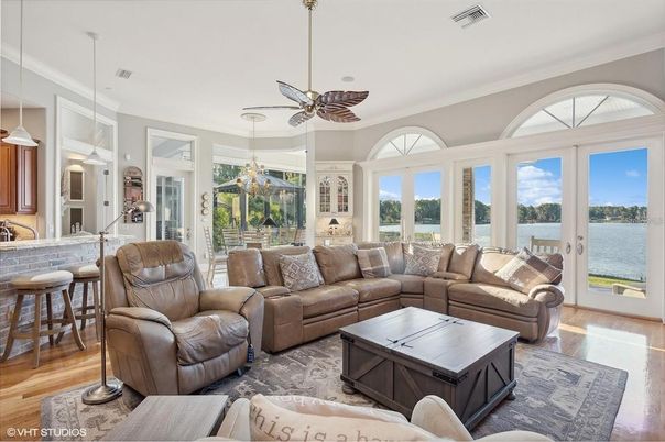 Interior, Living room, Pendant Lights, Water, Wood Texture Flooring