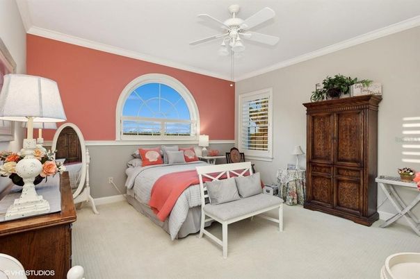 Bedroom, Interior, Water
